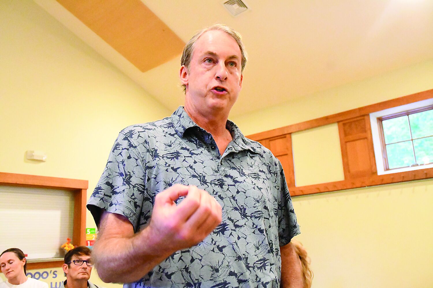 Jackson gets heated over school options, SAU attendance